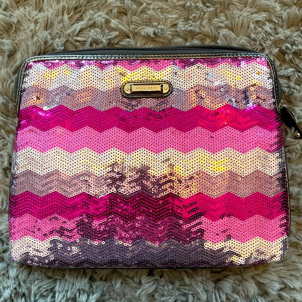 NINE WEST BARBIE CORE SEQUIN IPAD CASE